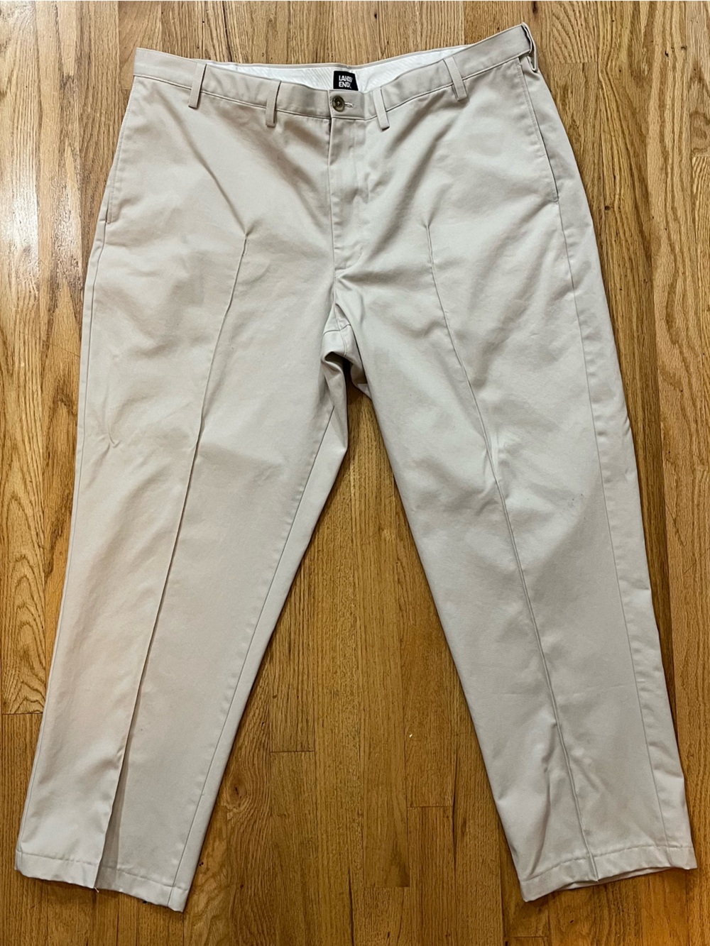 44T Lands’ End Khaki Pants. EUC. 100% Cotton Flat Front. Pintuck Crease, No Iron